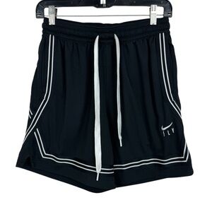 Nike Fly Women’s Black/White Dri-Fit Crossover Basketball Shorts Size Small